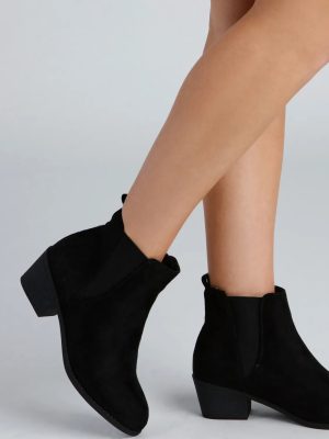 Chic Essential Low Heel Booties