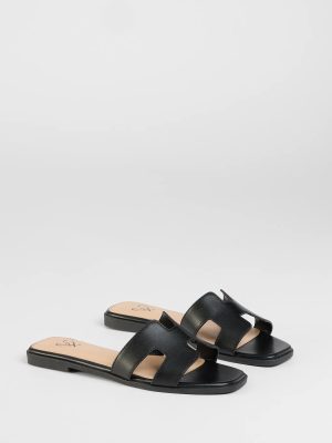 Fave Chic Cutout Strap Sandals
