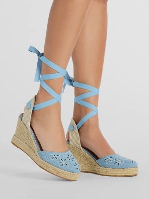 Cute Vibes Flower-Detail Espadrille Wedges
